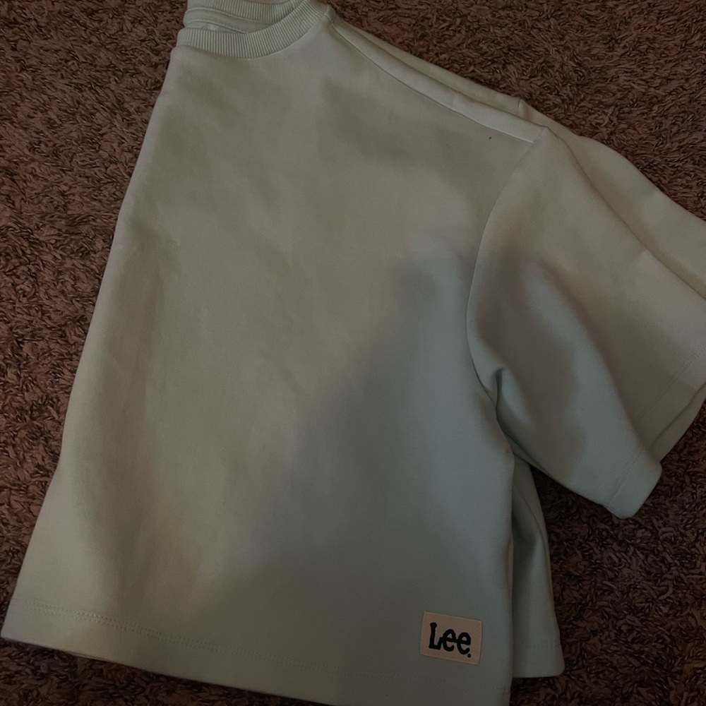 Cropped Lee Tshirt